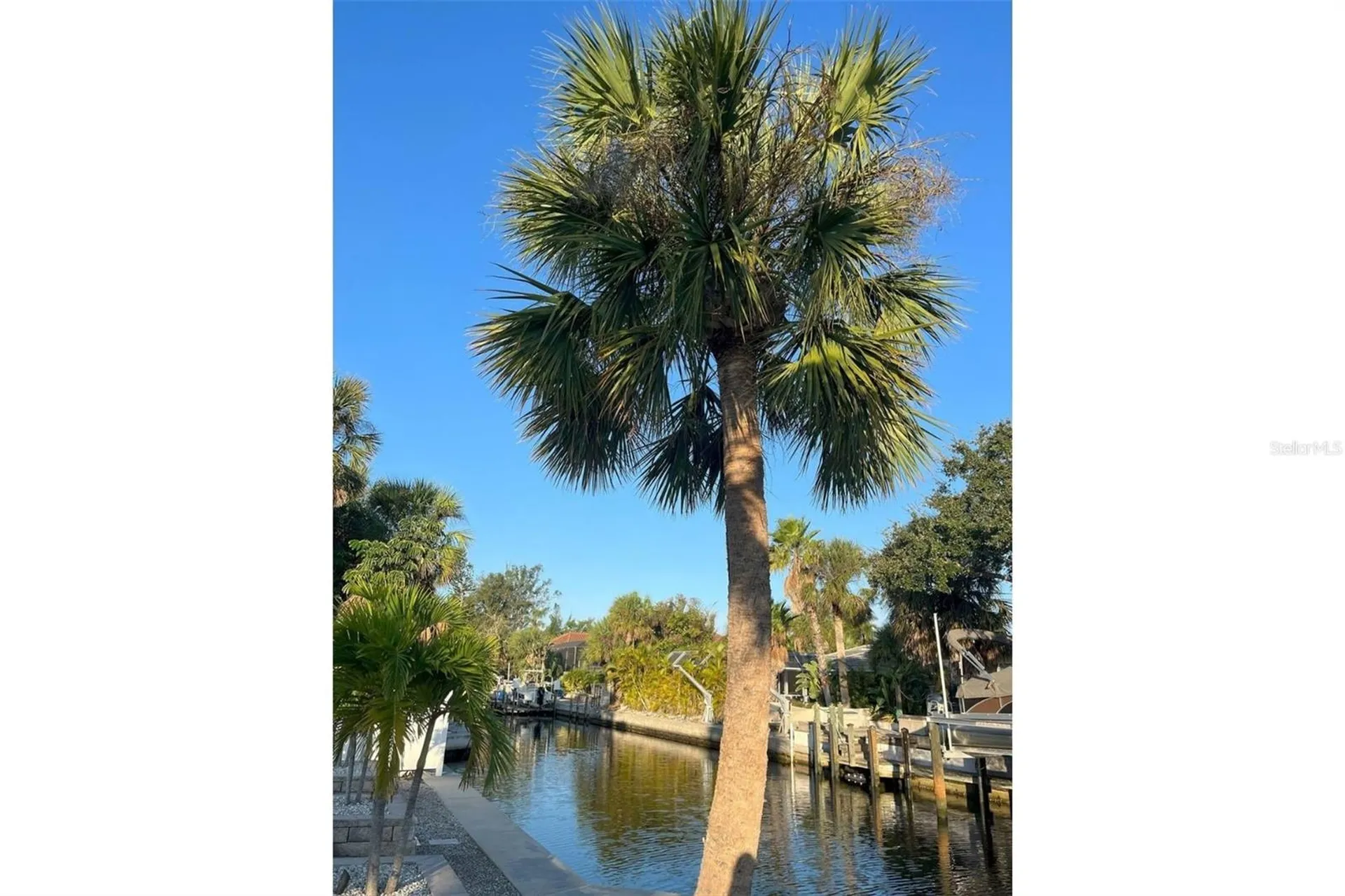 345 Avenida Leona Sarasota FL 34242