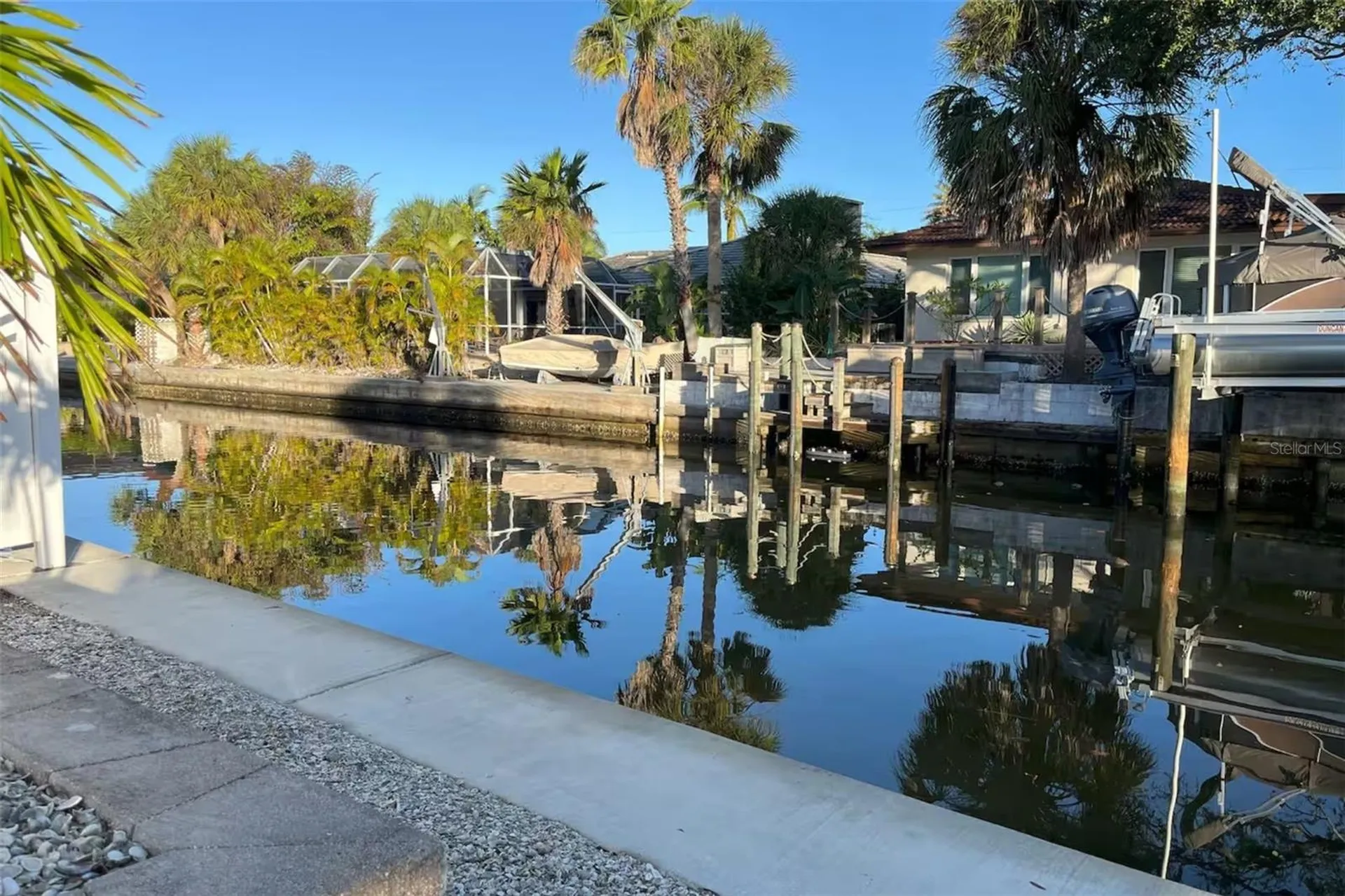 345 Avenida Leona Sarasota FL 34242
