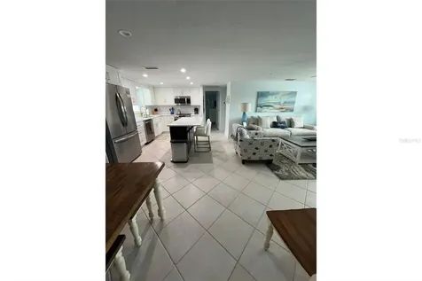 345 Avenida Leona Sarasota FL 34242