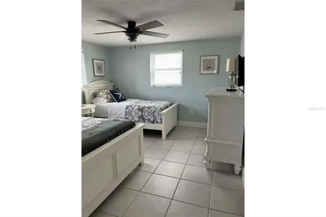 345 Avenida Leona Sarasota FL 34242