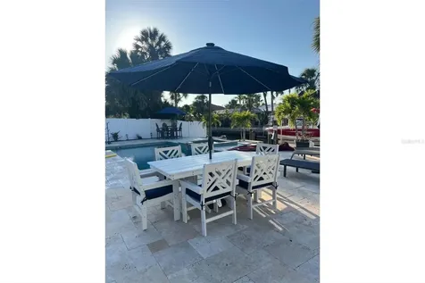 345 Avenida Leona Sarasota FL 34242