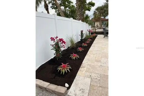 345 Avenida Leona Sarasota FL 34242