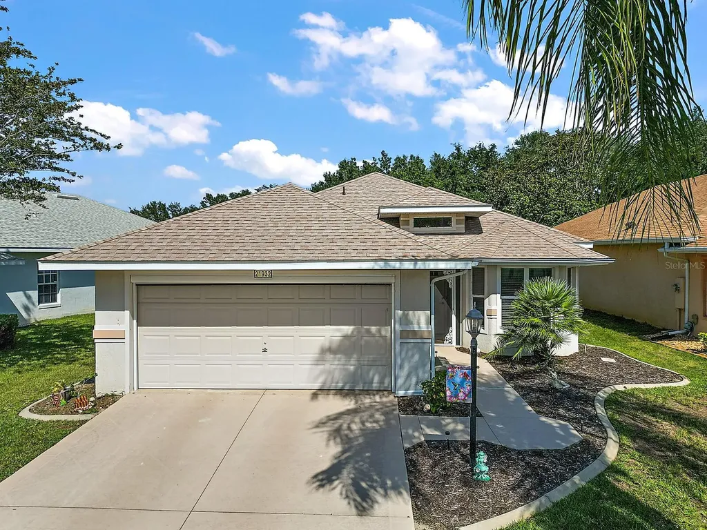 21932 King Alfred Street Leesburg FL 34748