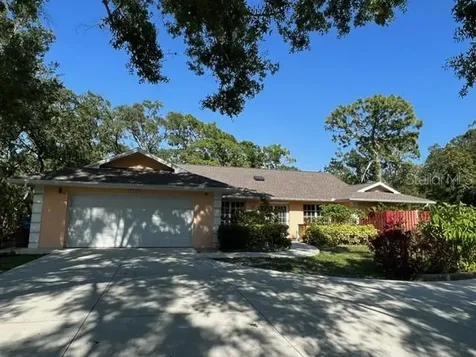 5530 Ravenwood Drive Sarasota FL 34243