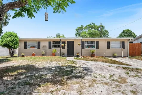 6911 W Clifton Street Tampa FL 33634