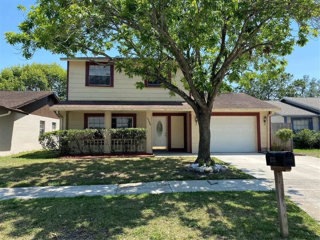 1733 Lakeview Village Drive Brandon FL 33510