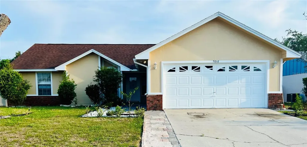 7018 Gray Shadow Street Orlando FL 32818