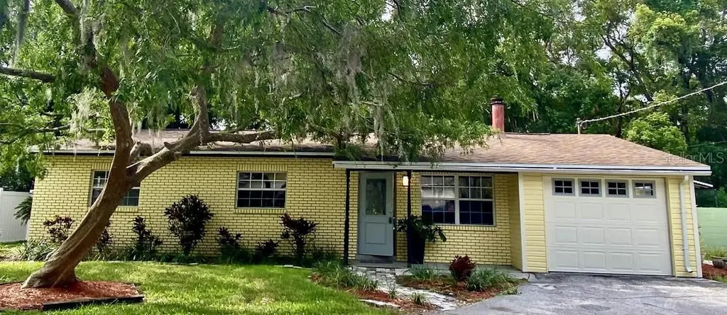 2016 Russell Drive Tampa FL 33618