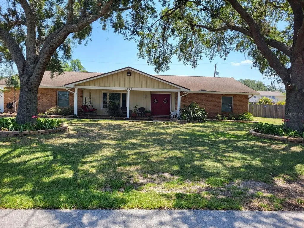 5616 Stratford Lane Lakeland FL 33813