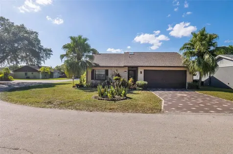 1327 Waterview Boulevard E Lakeland FL 33801
