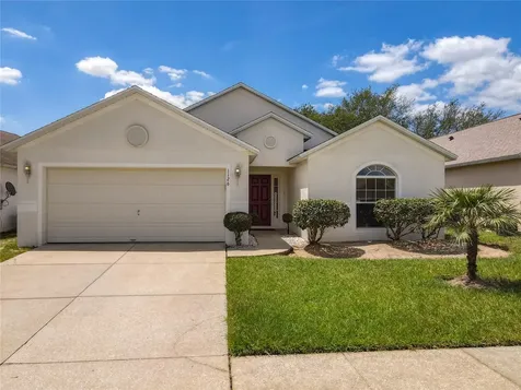1126 Bluegrass Drive Groveland FL 34736