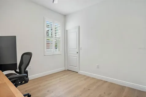 3305 W Cherokee Avenue Tampa FL 33611