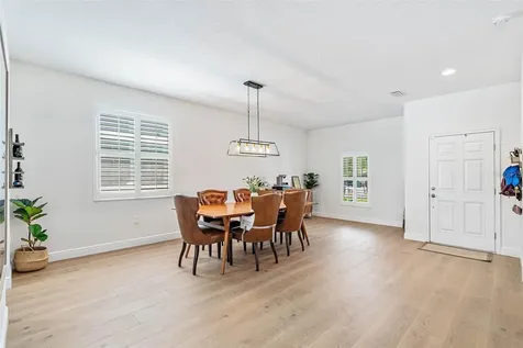 3305 W Cherokee Avenue Tampa FL 33611
