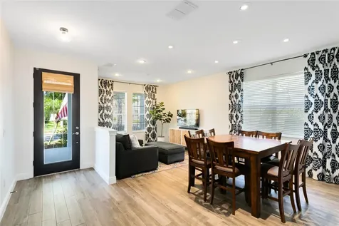 4213 Cummings Street Orlando FL 32828