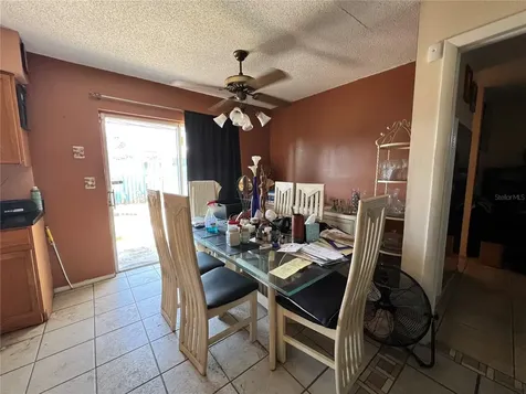 4014 Kinross Street Orlando FL 32809