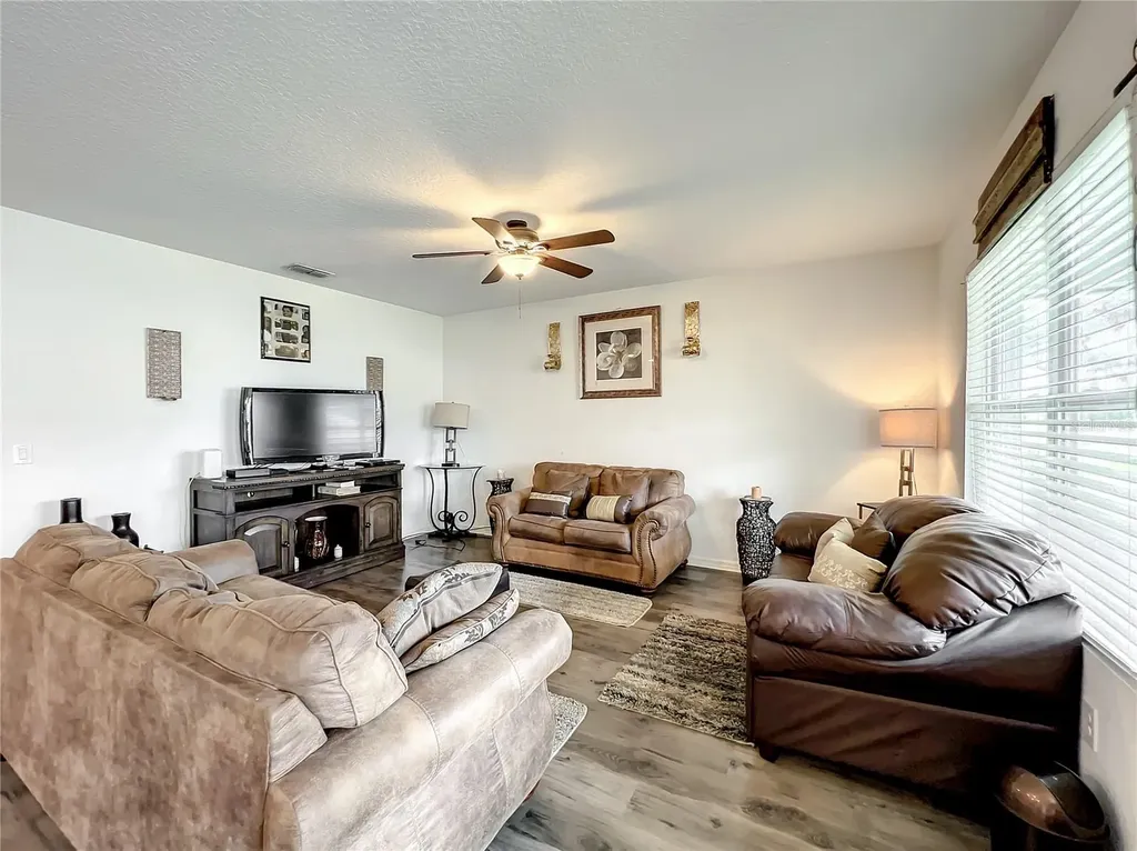 10547 Burlwood Drive Leesburg FL 34788