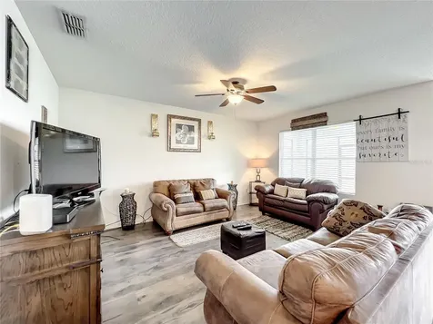 10547 Burlwood Drive Leesburg FL 34788