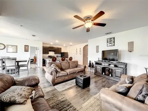 10547 Burlwood Drive Leesburg FL 34788
