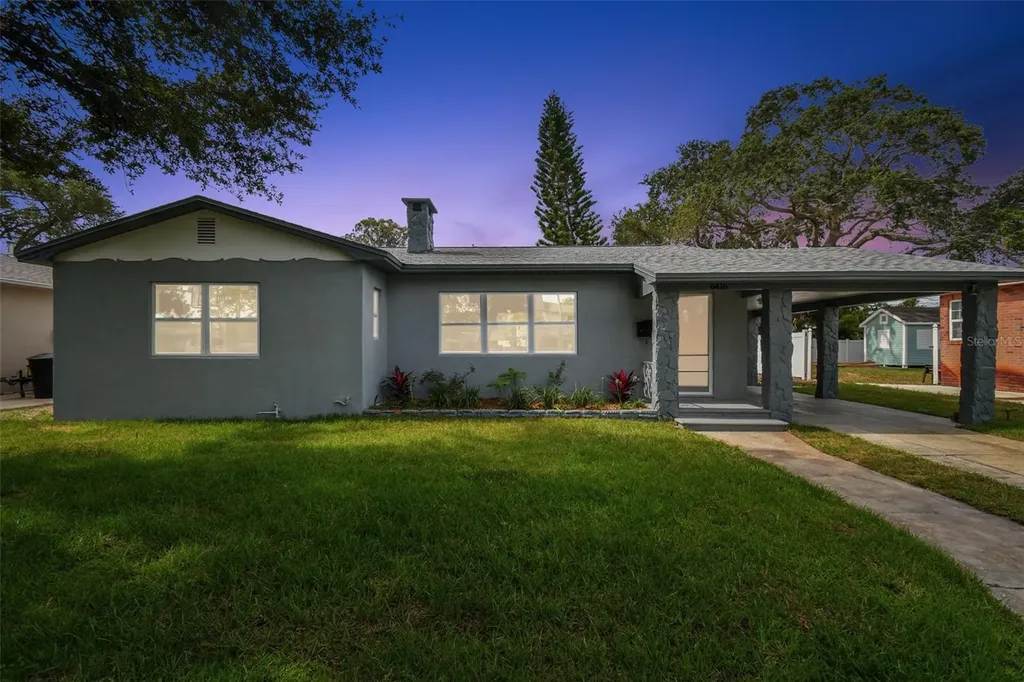 6416 7th Avenue N St Petersburg FL 33710