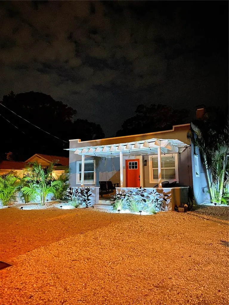 1120 37th Street W Bradenton FL 34205