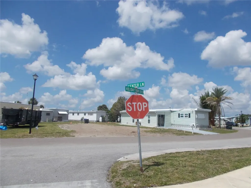 6581 Center Lane North Port FL 34287