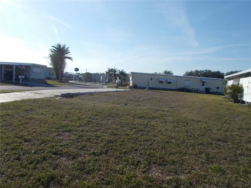 6581 Center Lane North Port FL 34287