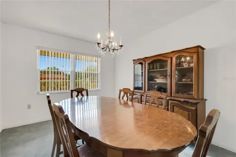 327 Thornwood Way Lakeland FL 33813