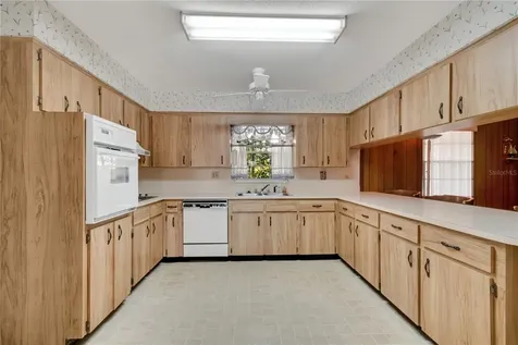 327 Thornwood Way Lakeland FL 33813
