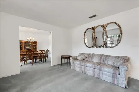 327 Thornwood Way Lakeland FL 33813
