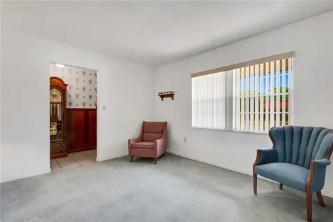 327 Thornwood Way Lakeland FL 33813