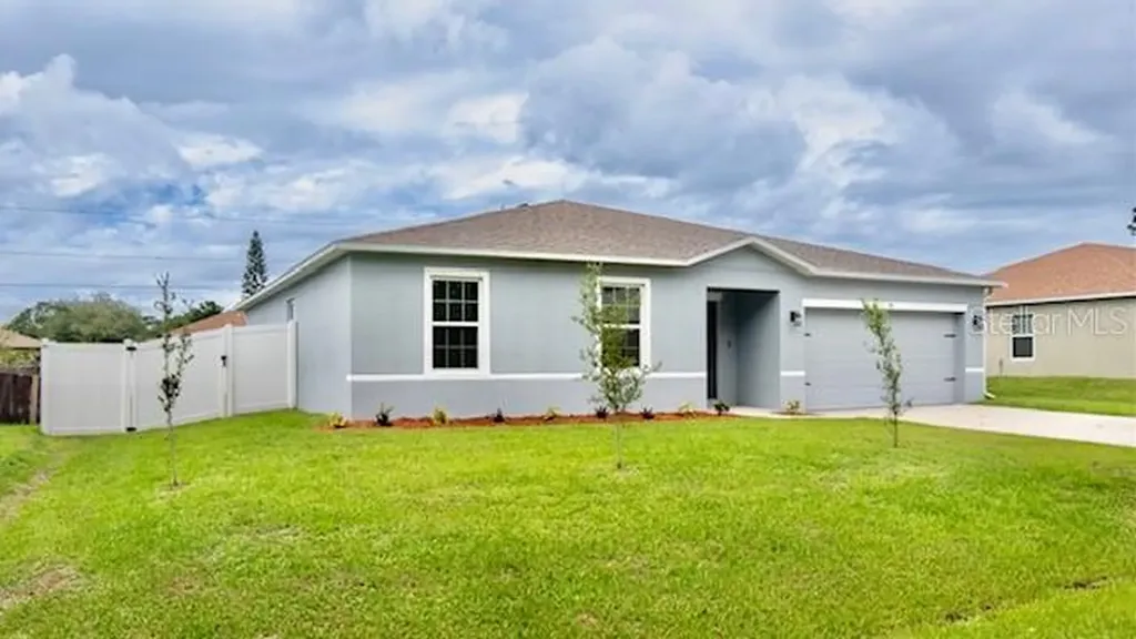339 Royal Street SE Palm Bay FL 32909