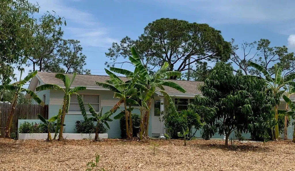 11747 81st Avenue Seminole FL 33772