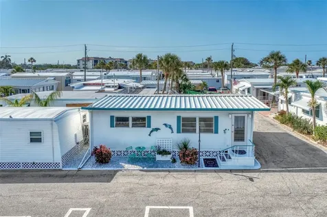52 Twin Shores Boulevard Longboat Key FL 34228