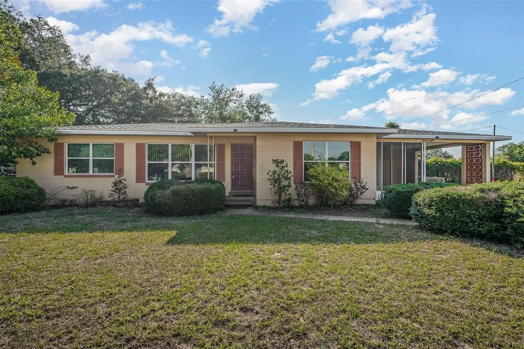 1208 Berwick Drive Leesburg FL 34748
