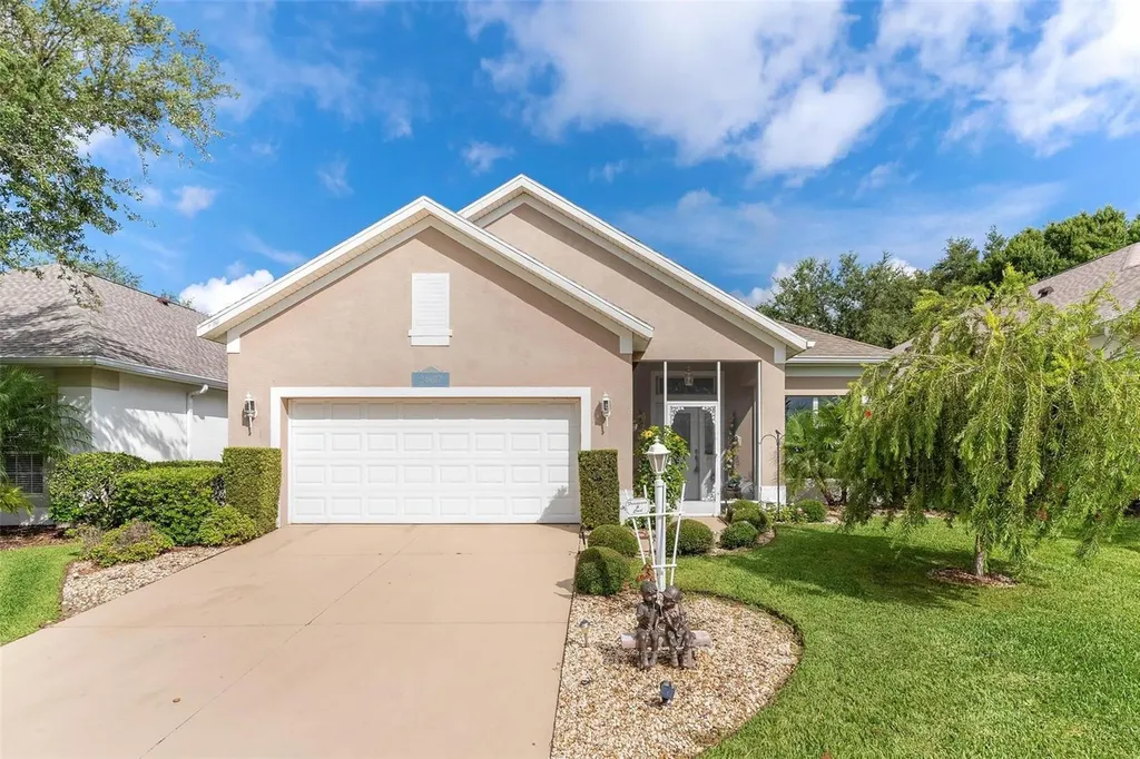 24407 Amberleaf Court Leesburg FL 34748