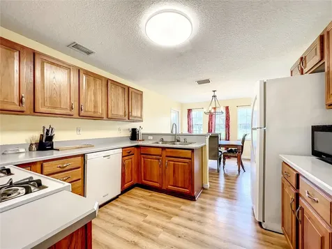 1600 NE 180th Street Citra FL 32113