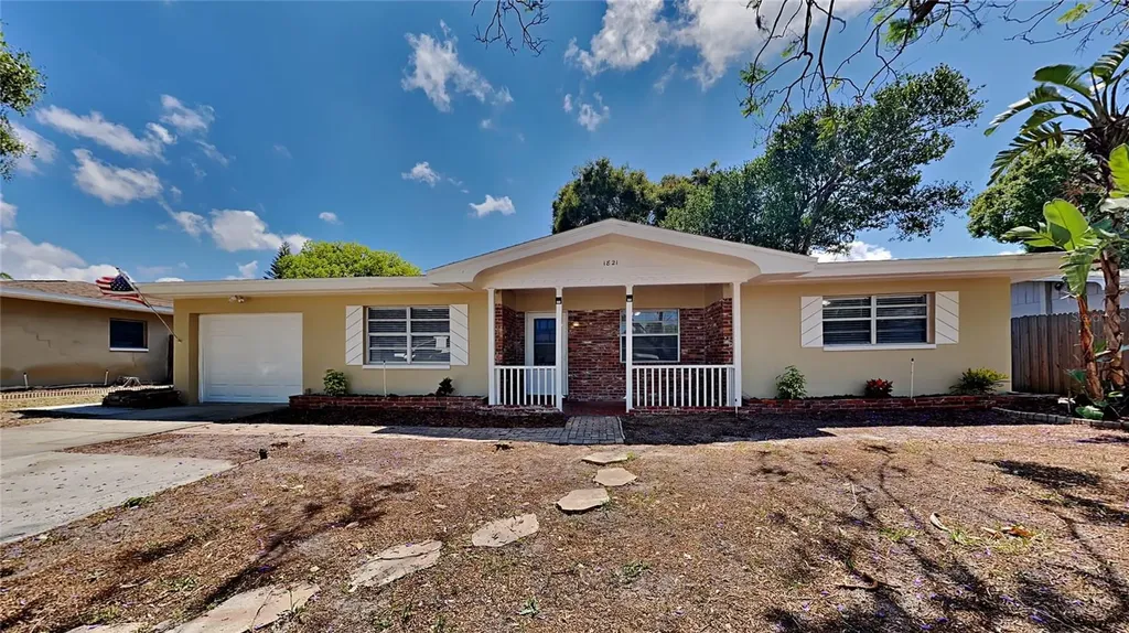 1821 Ridgeway Drive Clearwater FL 33755