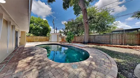 1821 Ridgeway Drive Clearwater FL 33755