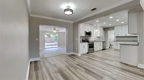 1821 Ridgeway Drive Clearwater FL 33755