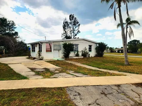 5009 Bullard Street North Port FL 34287