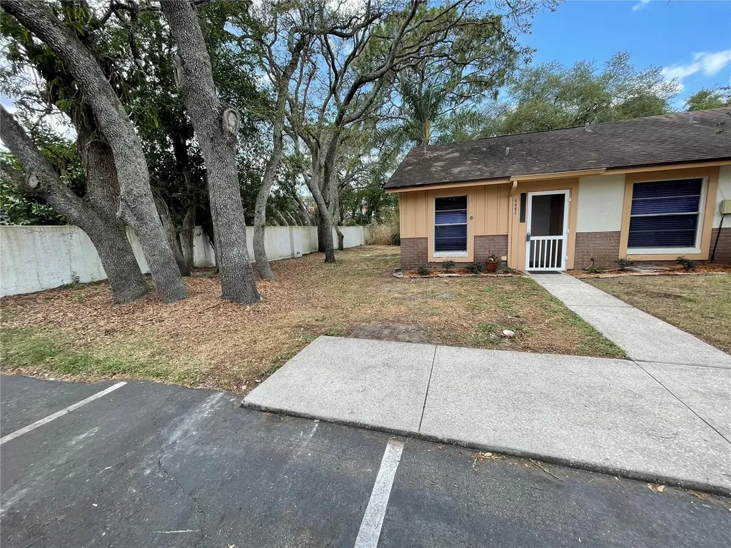 5002 Gainsville Drive Temple Terrace FL 33617