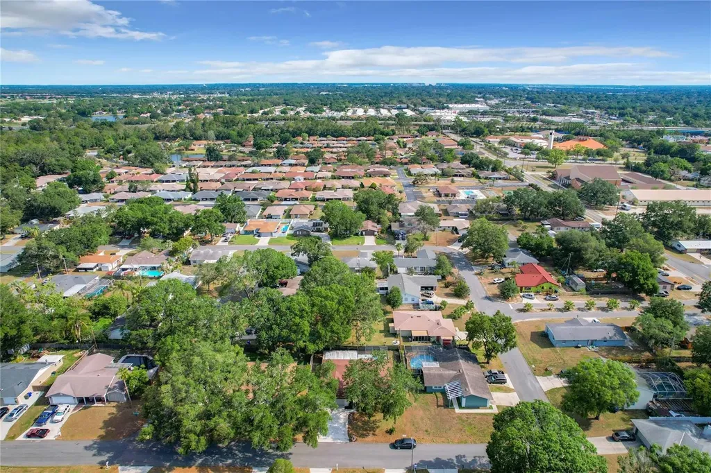 427 El Camino Real S Lakeland FL 33813