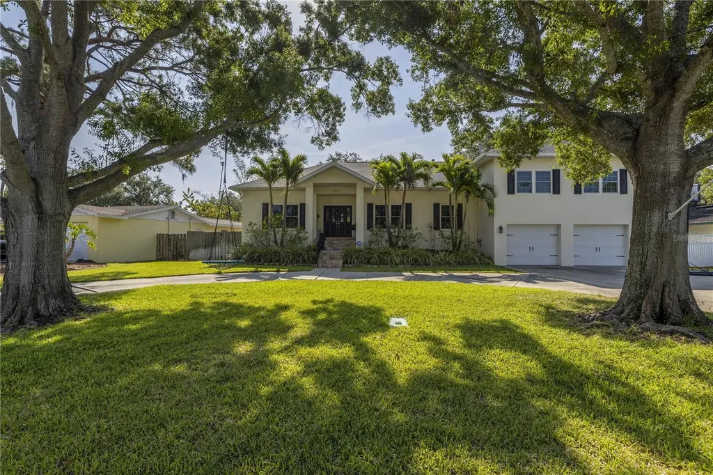 5401 Venetian Boulevard NE St Petersburg FL 33703