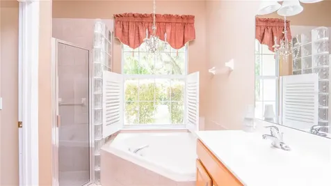 2825 Lake Drive Deland FL 32720