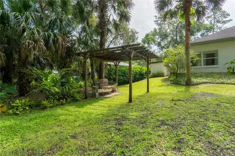 2825 Lake Drive Deland FL 32720