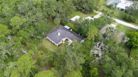 2825 Lake Drive Deland FL 32720