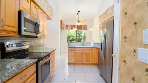 2825 Lake Drive Deland FL 32720