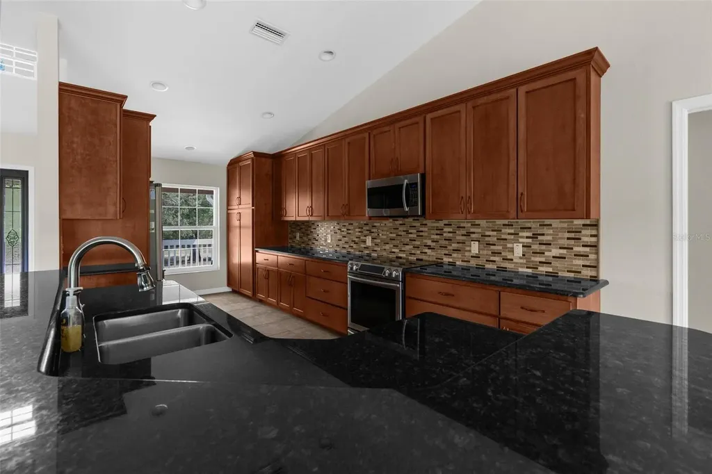 9986 E New Hope Court Floral City FL 34436