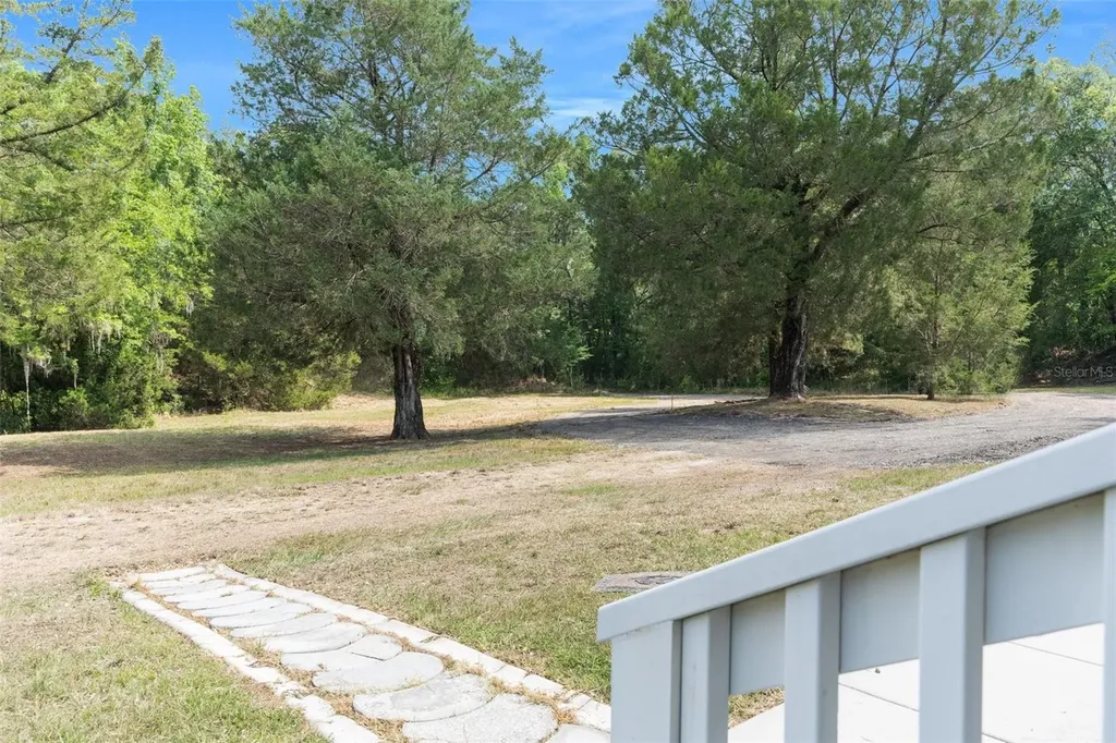 9986 E New Hope Court Floral City FL 34436