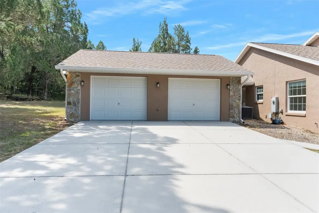 9986 E New Hope Court Floral City FL 34436